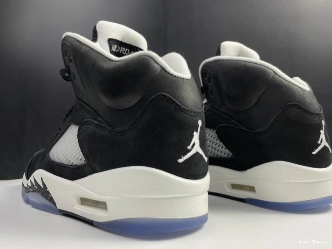 Kicked Out Shoe Store OREO AIR CT4838-011 JORDAN 5 0812